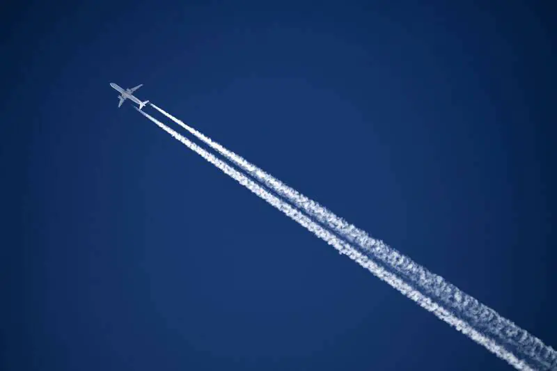 Les chemtrails selon JJ creve coeur